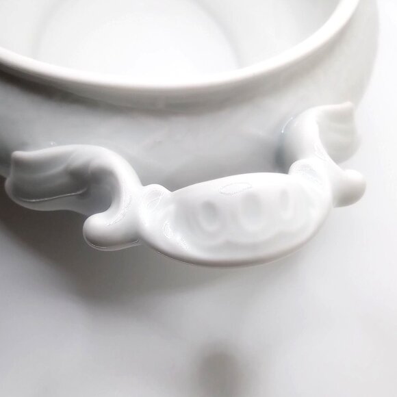 Oscar De La Renta Fine China White Oval Covered Dish Rose Lid Tureen Server Dish - Picture 4 of 14